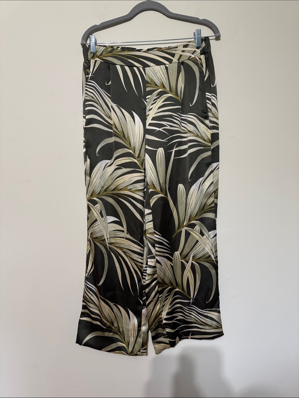 Rachel Zoe Black Tropical Leaf Wide-Leg Pants
